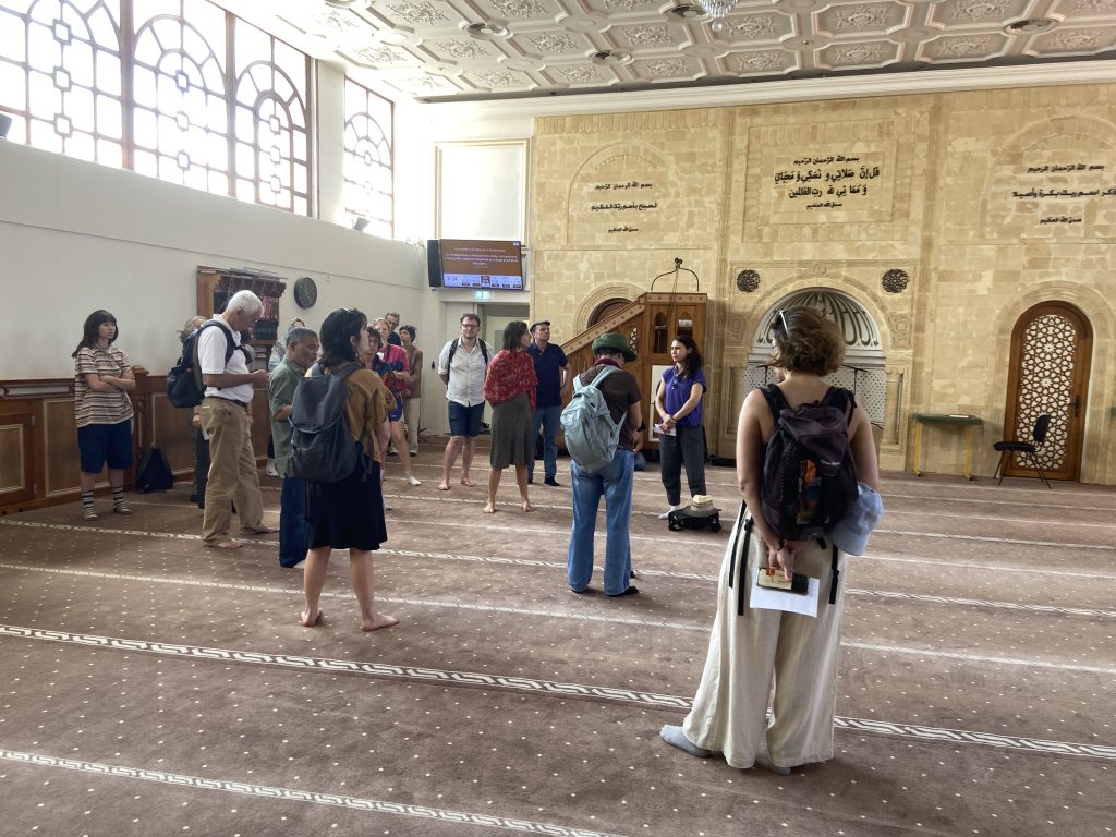 Balade sur les hospitalités musulmanes, mai 2026. Images Prosper Wanner